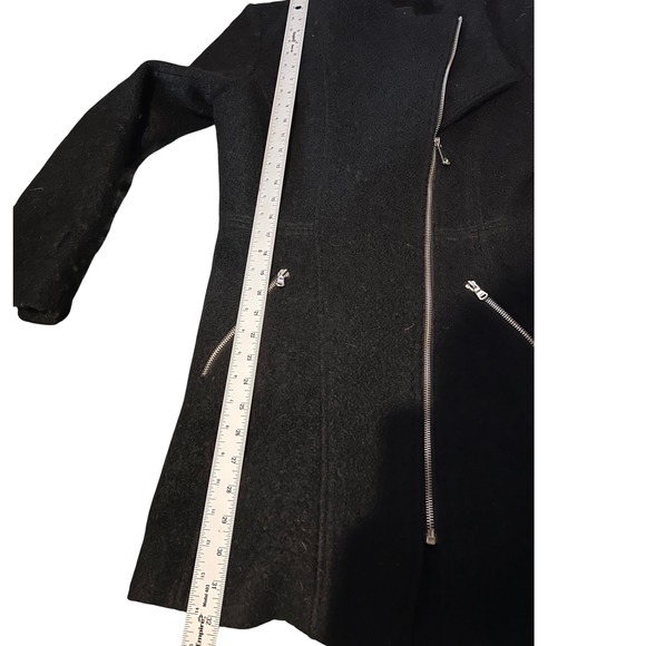 Guess Los Angeles Black Wool-Blend Asymmetrical Zip Coat Size Large EUC - Picture 11 of 13